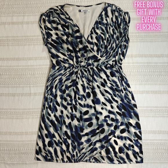 Jennifer Lopez Abstract Print Wrap Dress Size XL NEW - Picture 1 of 6